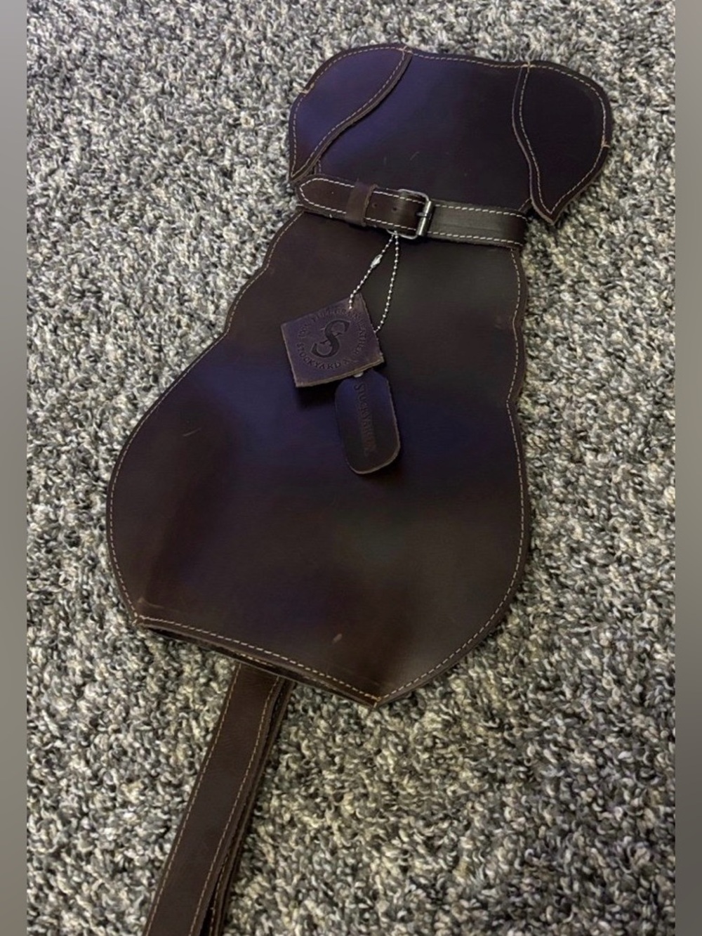 Stockyard Brown Full Grain Leather Dog Crossbody/Backpack - Picture 7 of 12